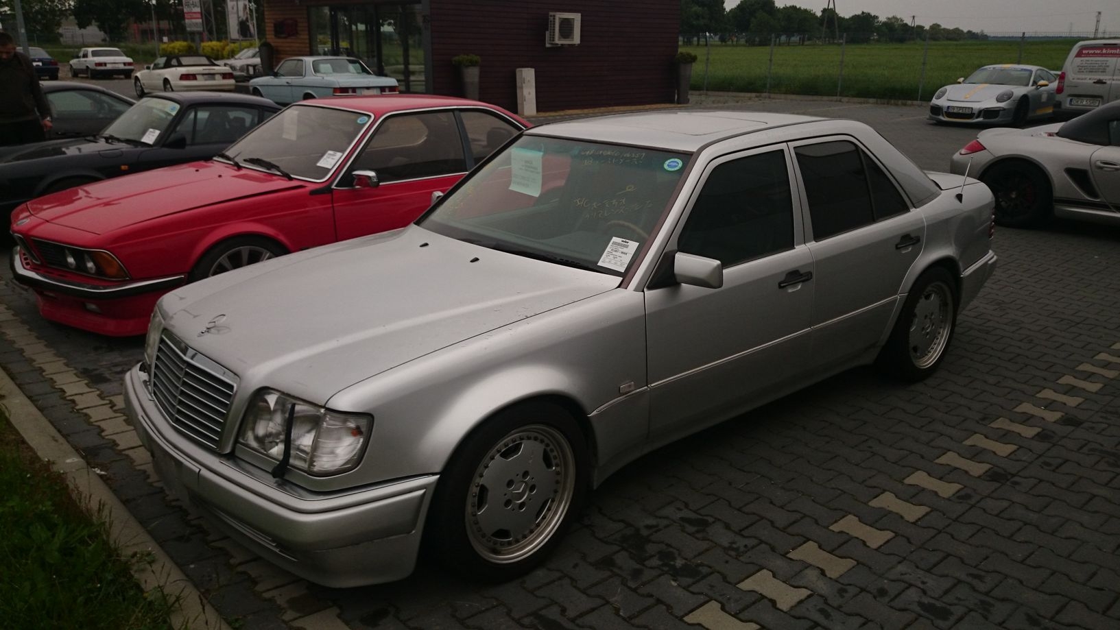 Mercedes Benz e60 AMG Limited w124